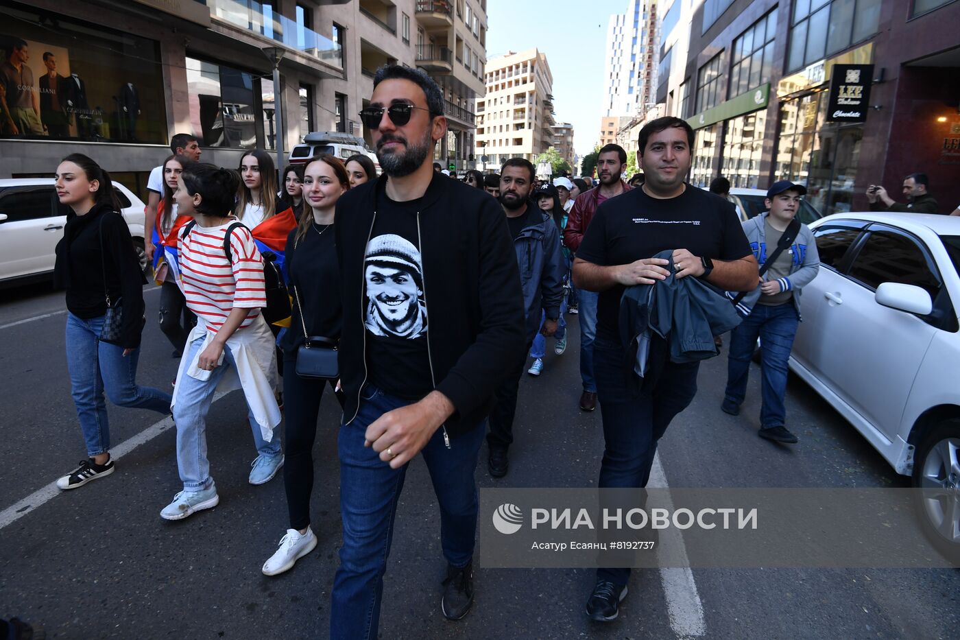 Акции протеста оппозиции продолжаются в Ереване