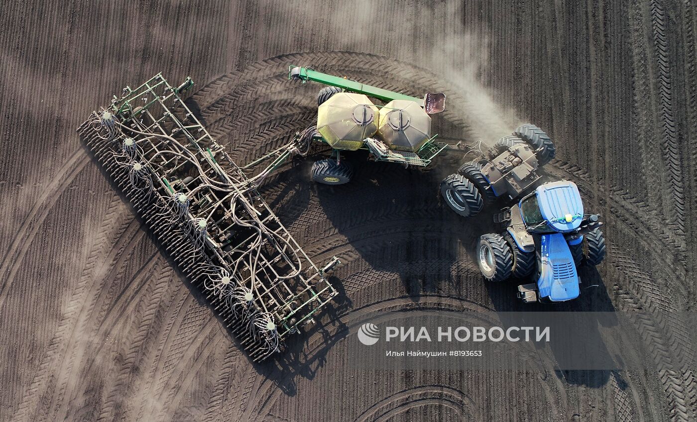 Посевные работы в Красноярском крае