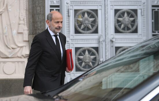 Послы иностранных государств вызваны в МИД РФ