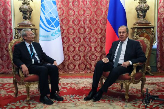 Встреча главы МИД РФ С. Лаврова и Генерального секретаря ШОС Ч. Мина