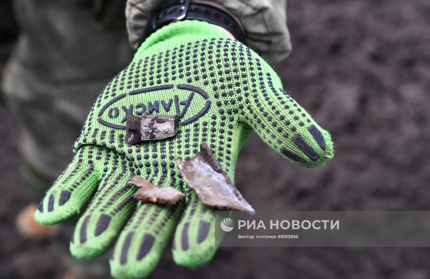 Работа саперов МВД ЛНР на освобожденных территориях в Харьковской области