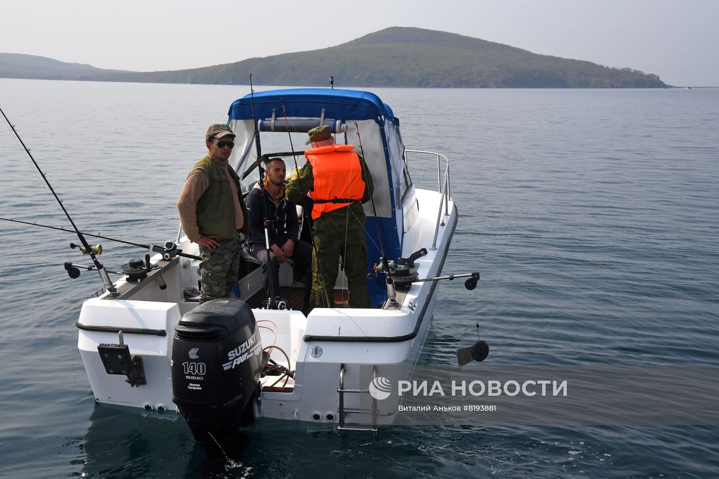 Рейд пограничников по поиску браконьеров в Приморском крае