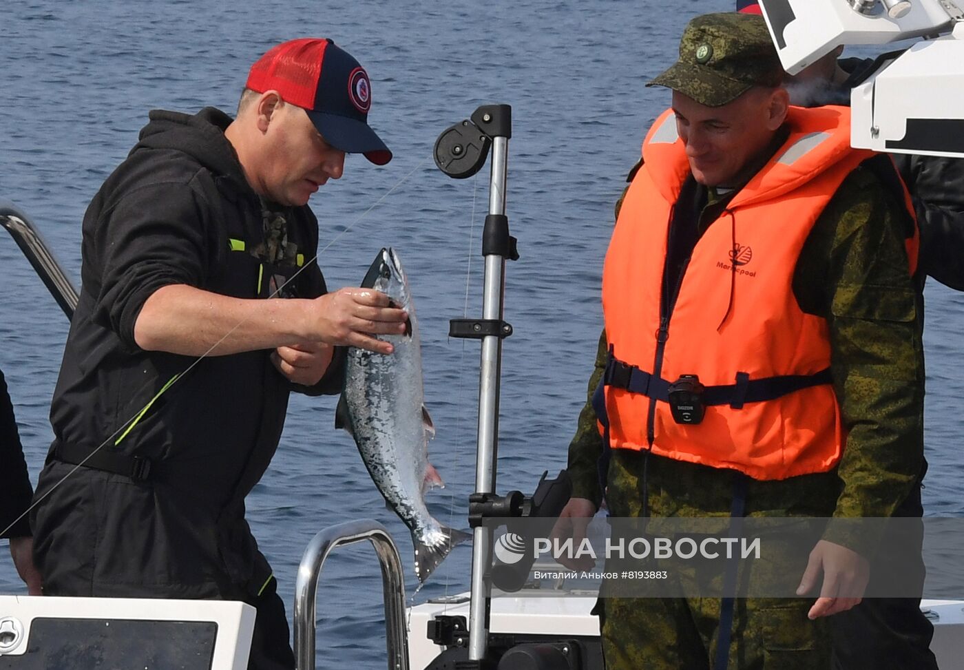 Рейд пограничников по поиску браконьеров в Приморском крае