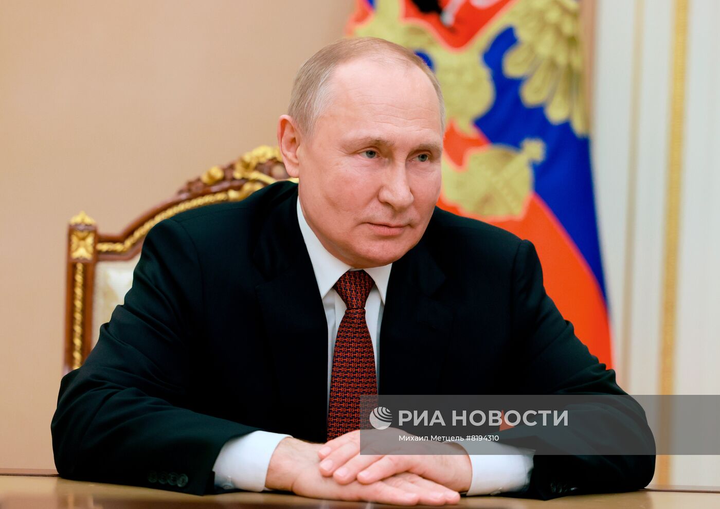 Президент РФ В. Путин обратился с видеоприветствием к участникам фестиваля "Российская студенческая весна"