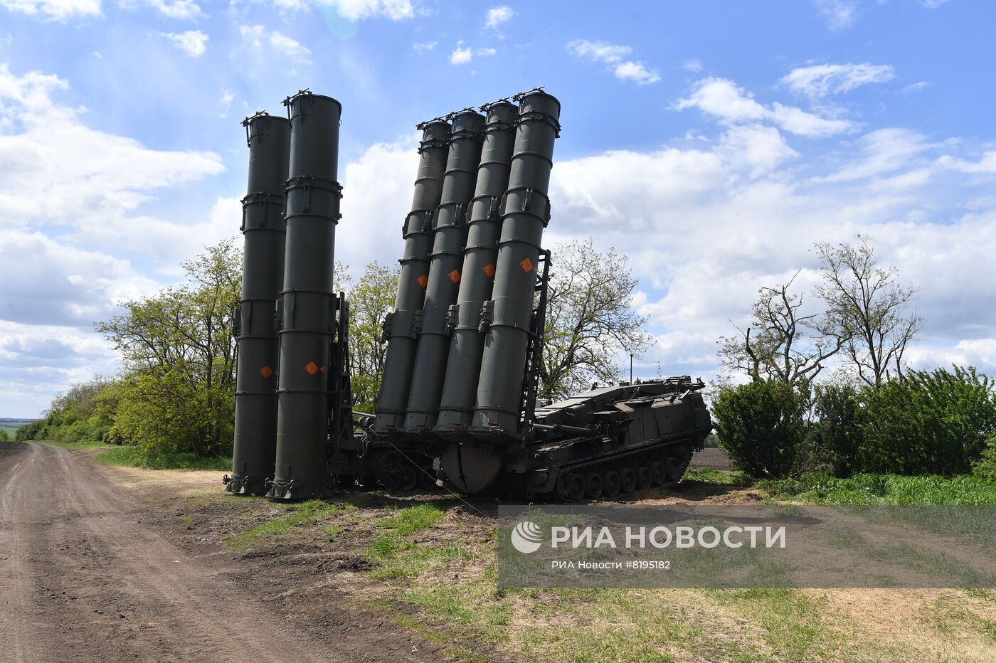 Работа зенитно-ракетной системы ПВО С-300В4 на Харьковском направлении