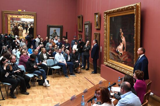 Презентация картины Репина "Иван Грозный и сын его Иван" после реставрации