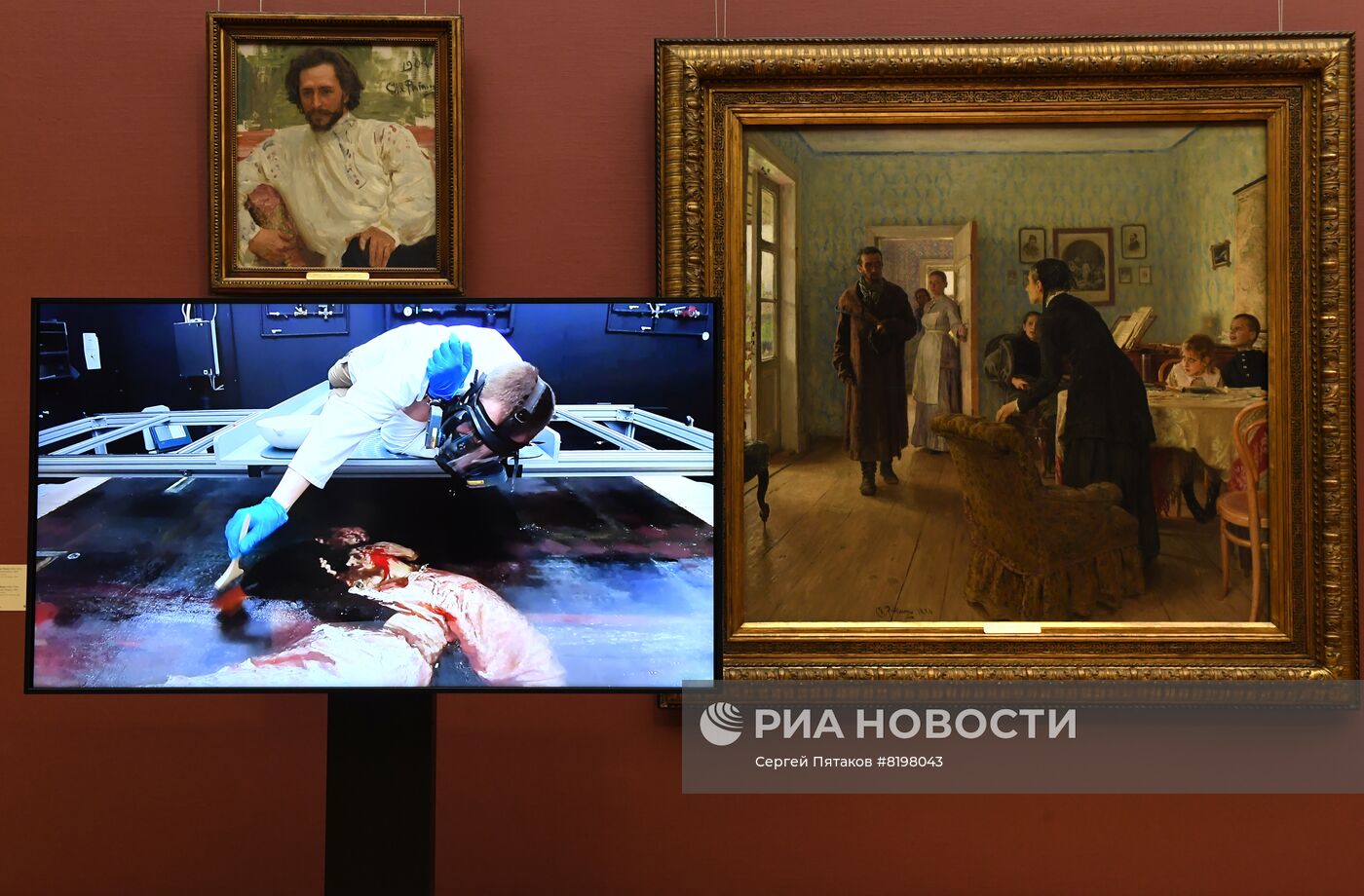 Презентация картины Репина "Иван Грозный и сын его Иван" после реставрации