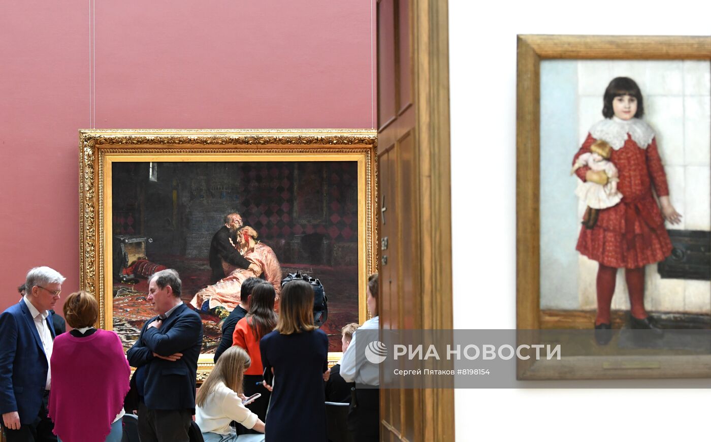 Презентация картины Репина "Иван Грозный и сын его Иван" после реставрации