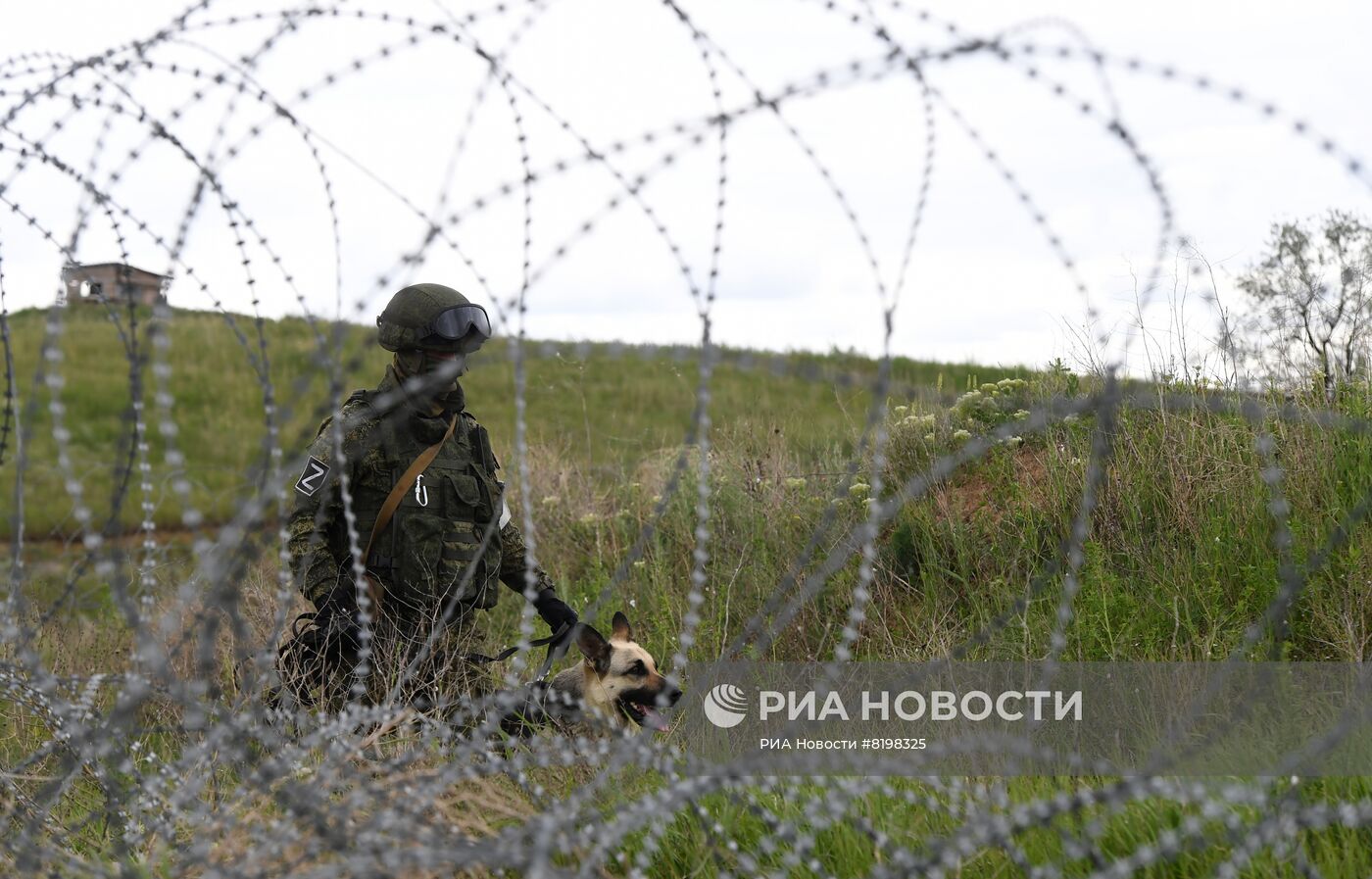 Работы по восстановлению гидротехнических сооружений Северо-Крымского канала