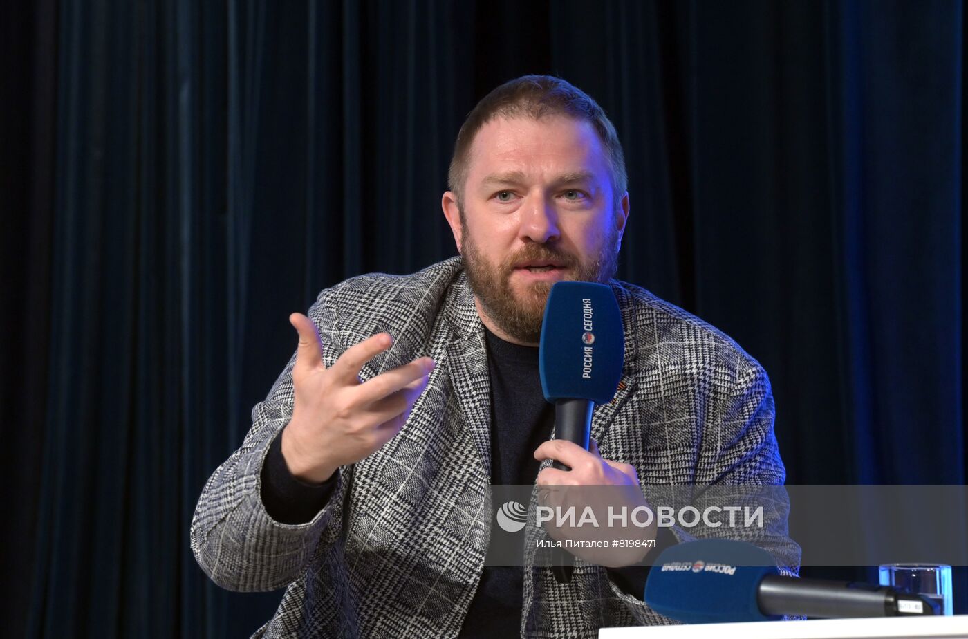 Международный форум "Новые смыслы новой реальности"