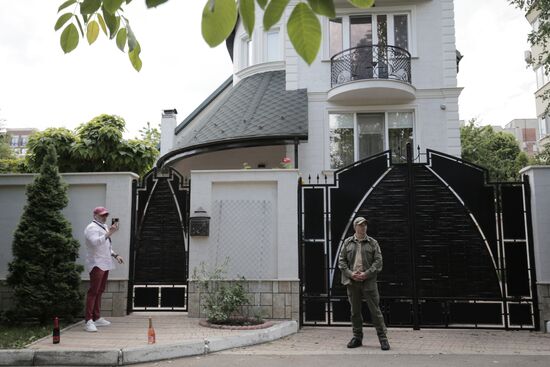 Обыски прошли в доме экс-президента Молдавии И. Додона