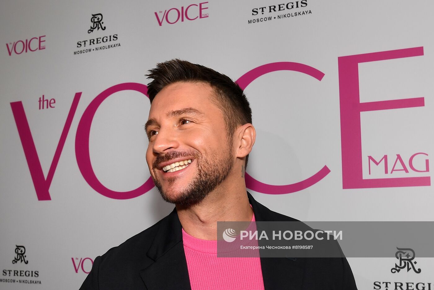 Издание Cosmopolitan будет выходить под новым названием The VOICE Magazine