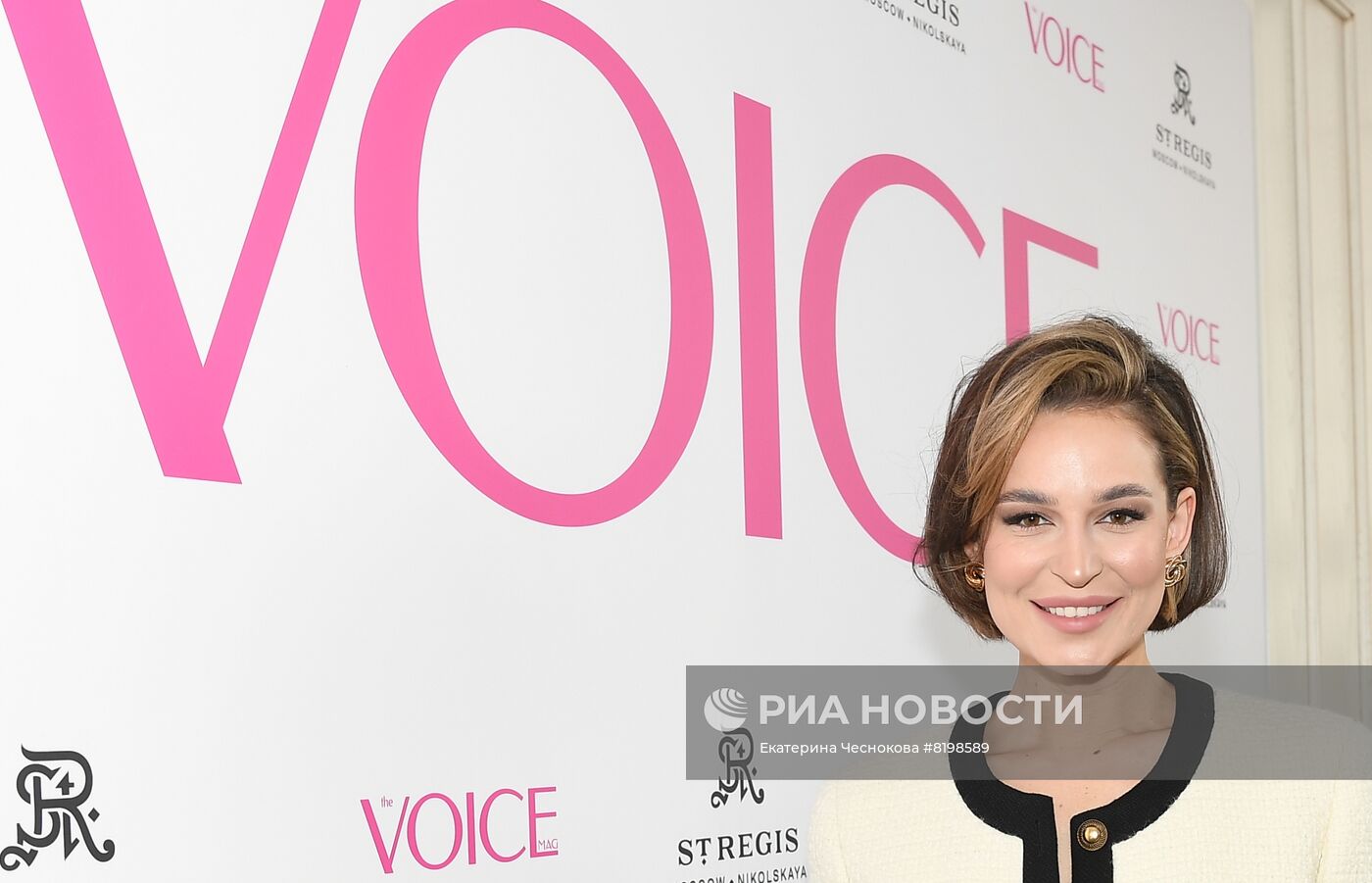 Издание Cosmopolitan будет выходить под новым названием The VOICE Magazine