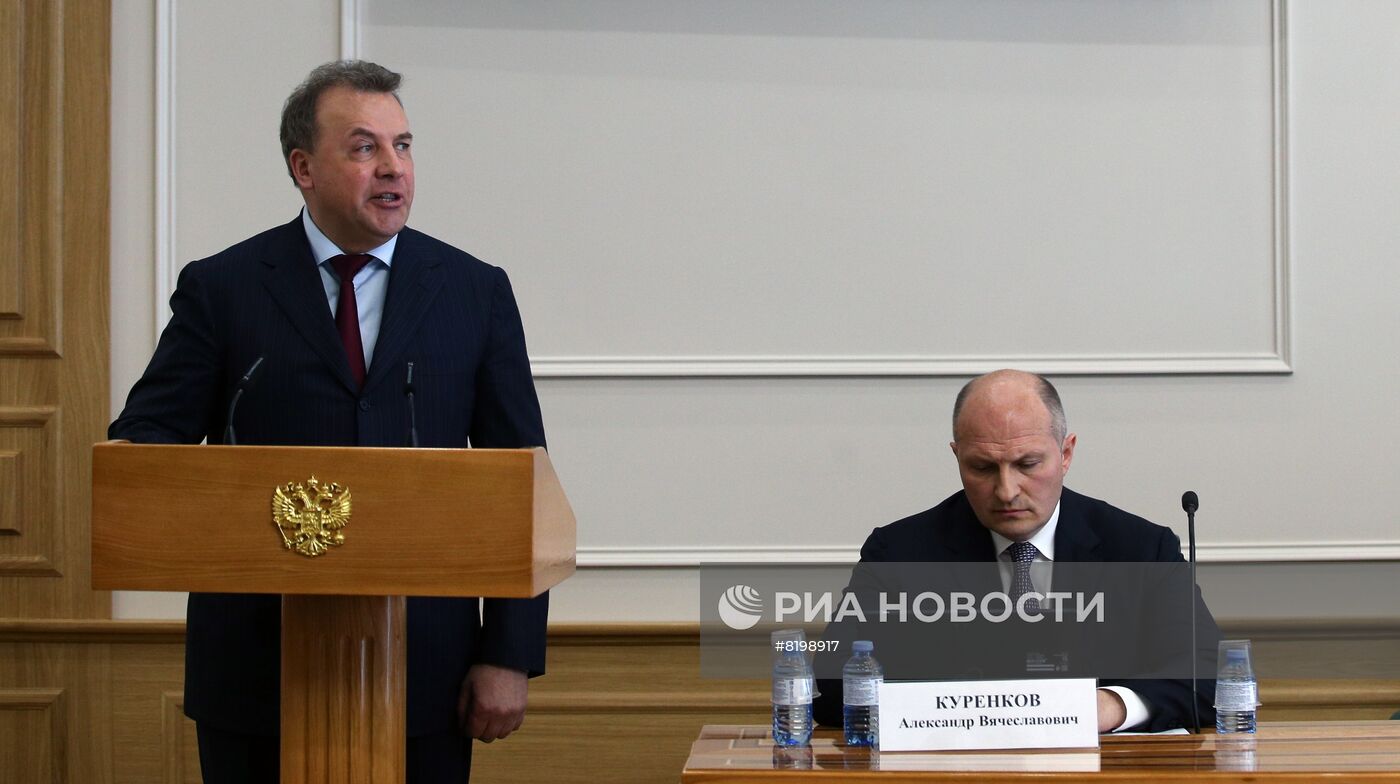 Комитеты СФ провели консультации по кандидатуре А. Куренкова для назначения на должность главы МЧС