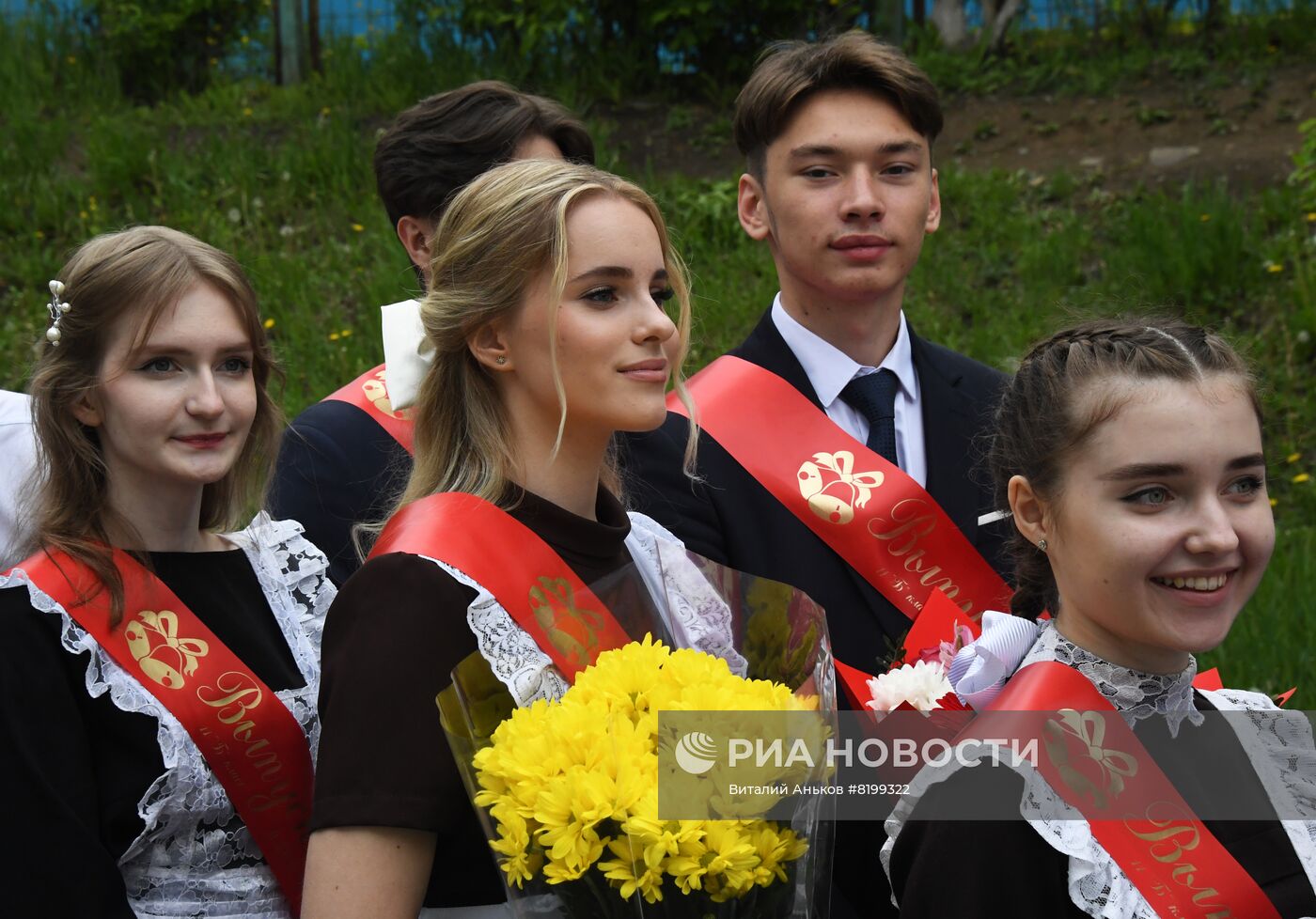 Последний звонок в городах России