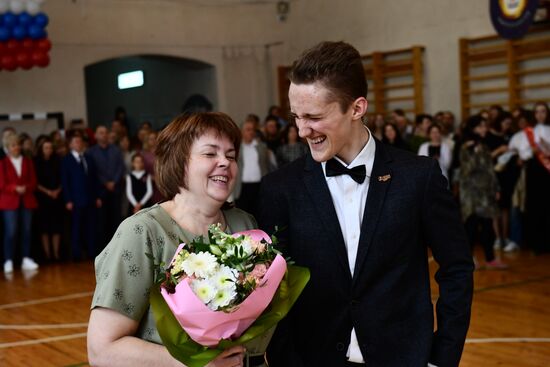 Последний звонок в городах России