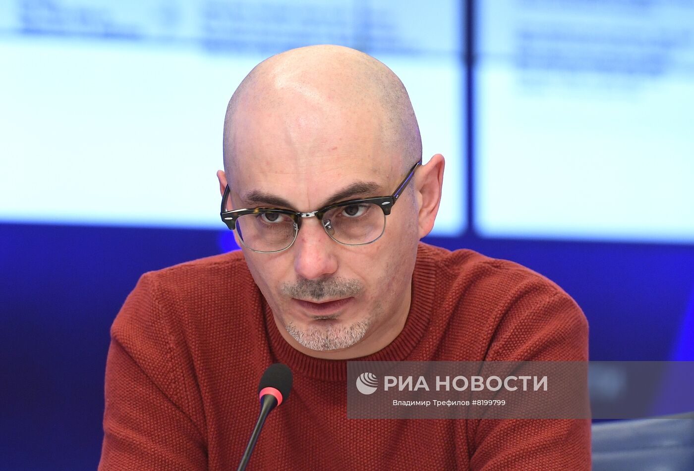 П/к "Военные преступления киевского режима: показания очевидцев"