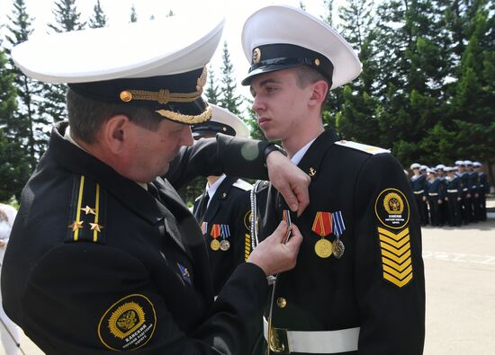 Последний звонок в городах России