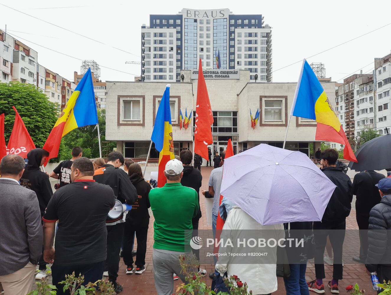 В Молдавии рассматривают меру пресечения экс-президенту И. Додону