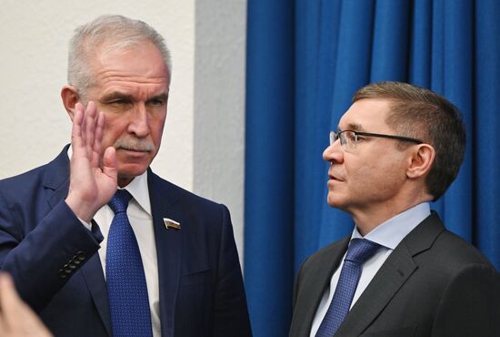 Пленарное заседание "Предпринимательство в новой экономической реальности"