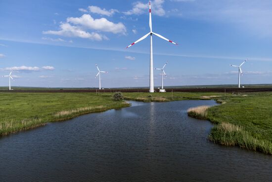 Кочубеевская ветряная электростанция