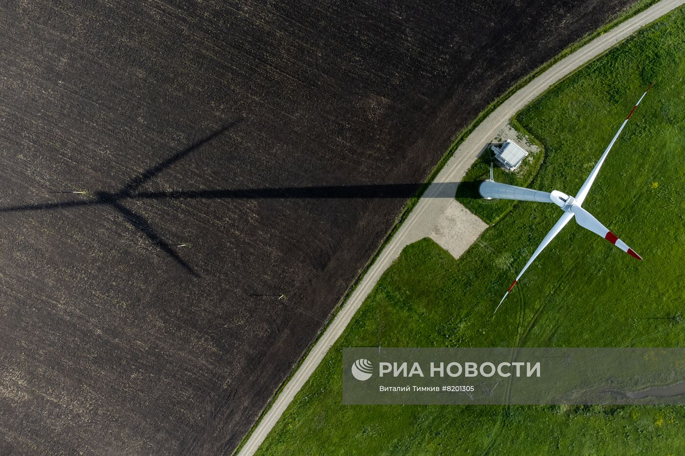 Кочубеевская ветряная электростанция