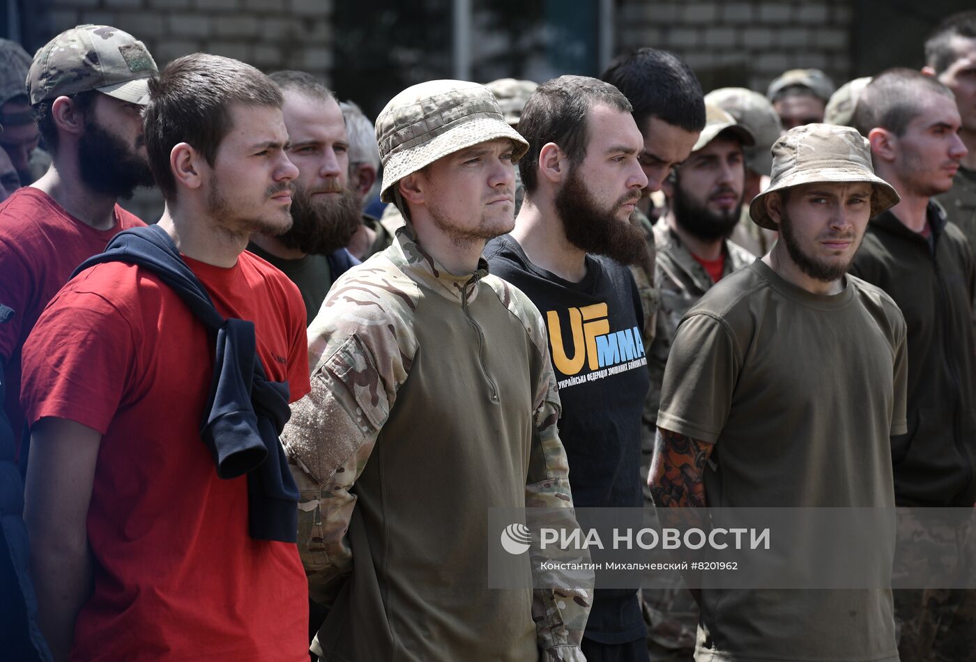 Украинские военнопленные в исправительном учреждении ДНР