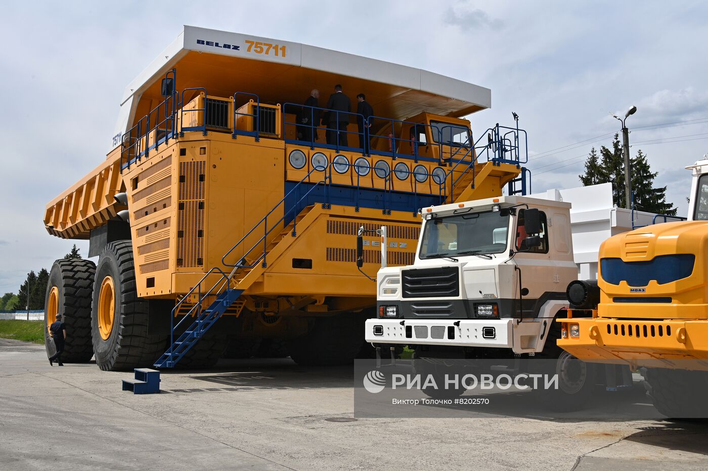 Производство самосвалов БелАЗ на Белорусском автомобильном заводе | РИА  Новости Медиабанк