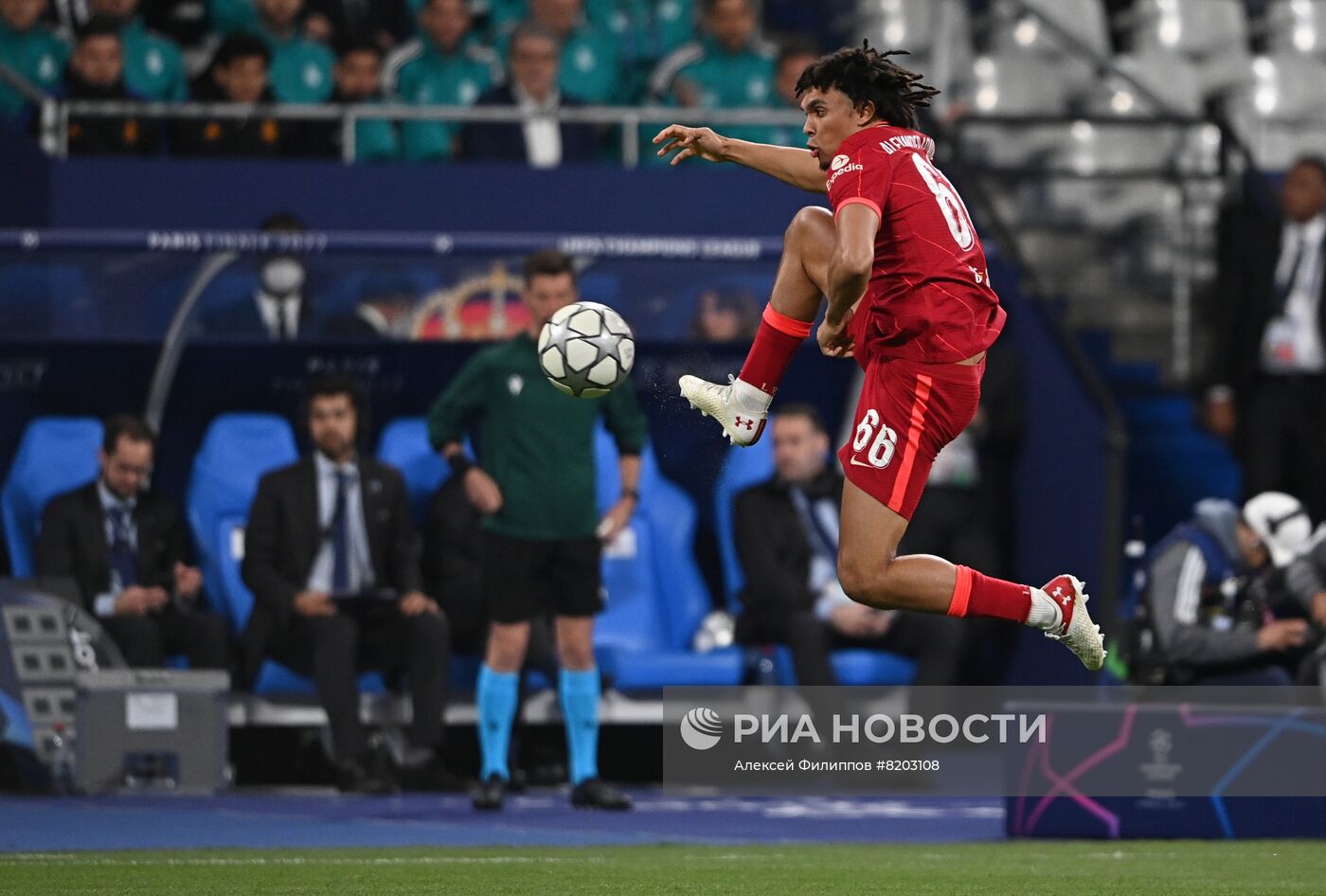 Футбол. Лига чемпионов. Финал. Матч "Ливерпуль" - "Реал"