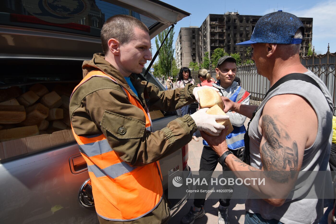 Добровольцы из Ханты-Мансийска с гуманитарной миссией в ДНР