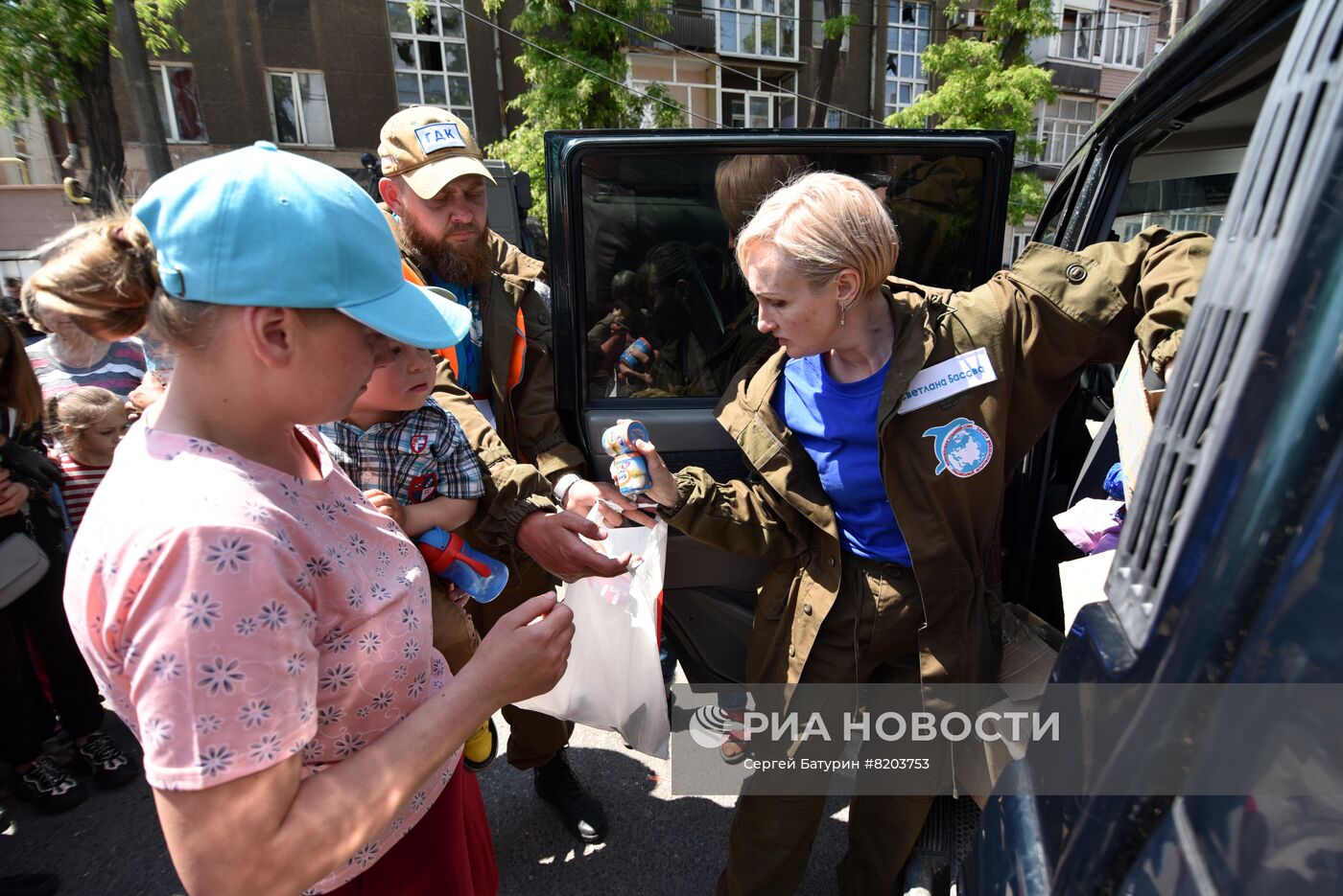Добровольцы из Ханты-Мансийска с гуманитарной миссией в ДНР
