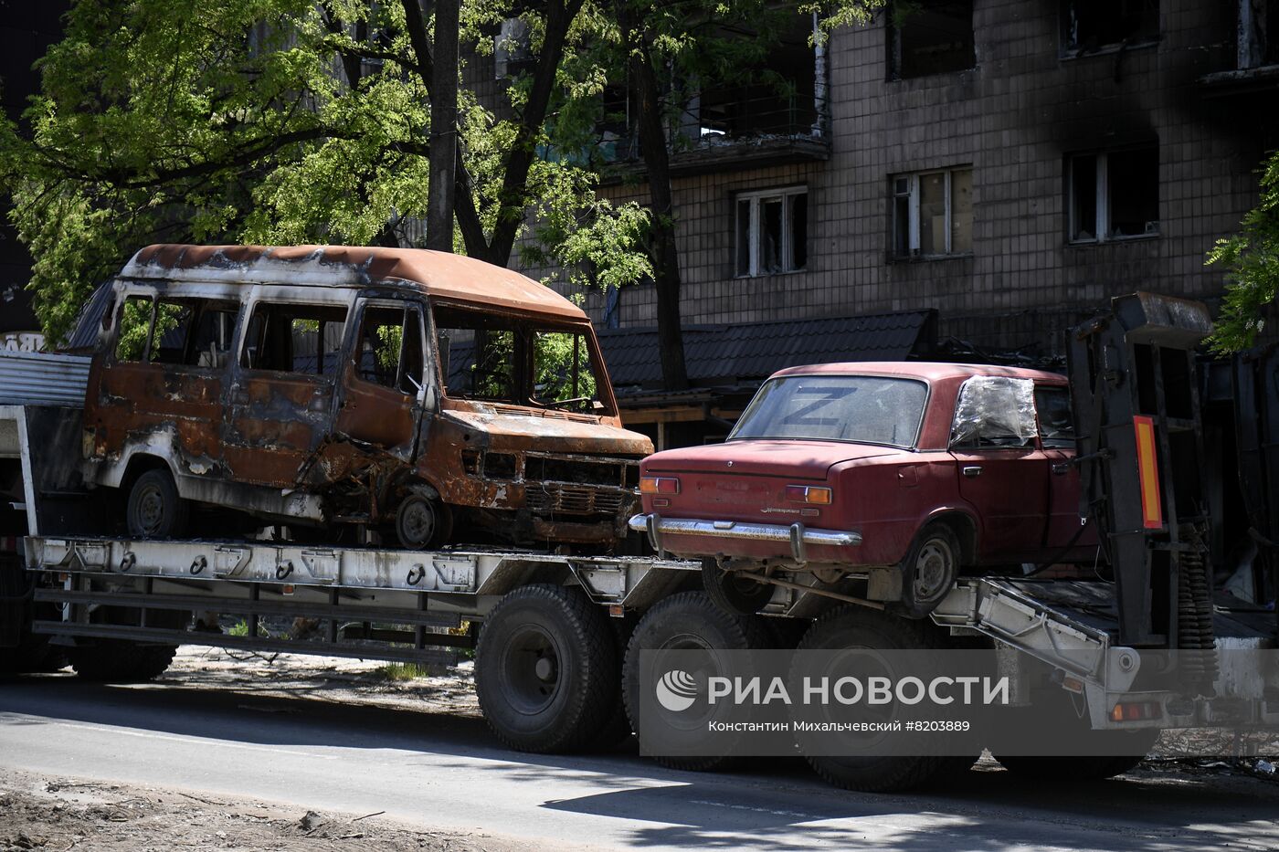 Работа МЧС РФ в Мариуполе