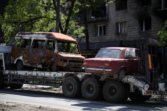 Работа МЧС РФ в Мариуполе