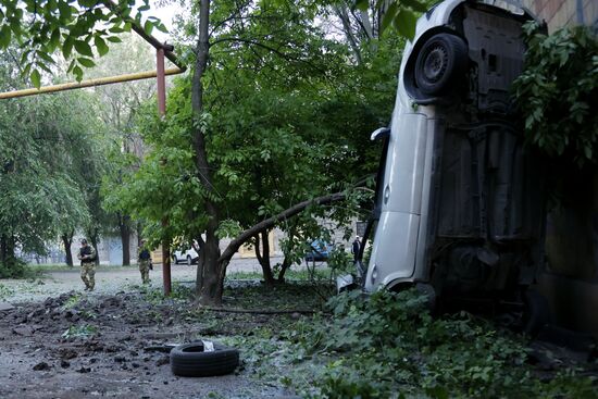 Последствия обстрелов в Донецке