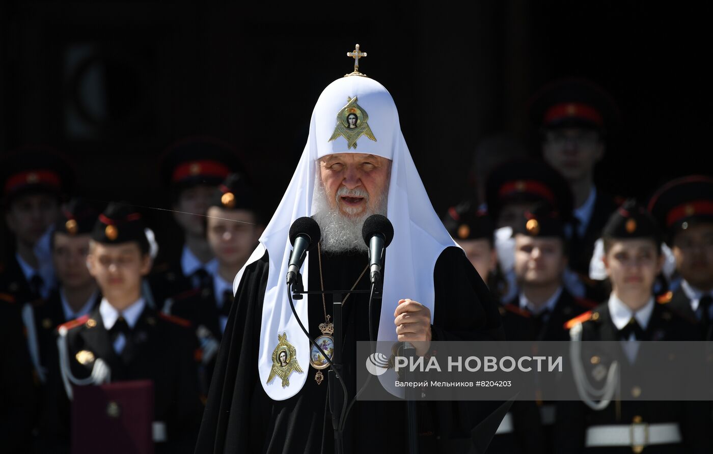 Парад кадет на Поклонной горе
