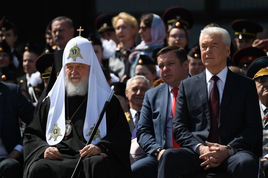 Парад кадет на Поклонной горе 