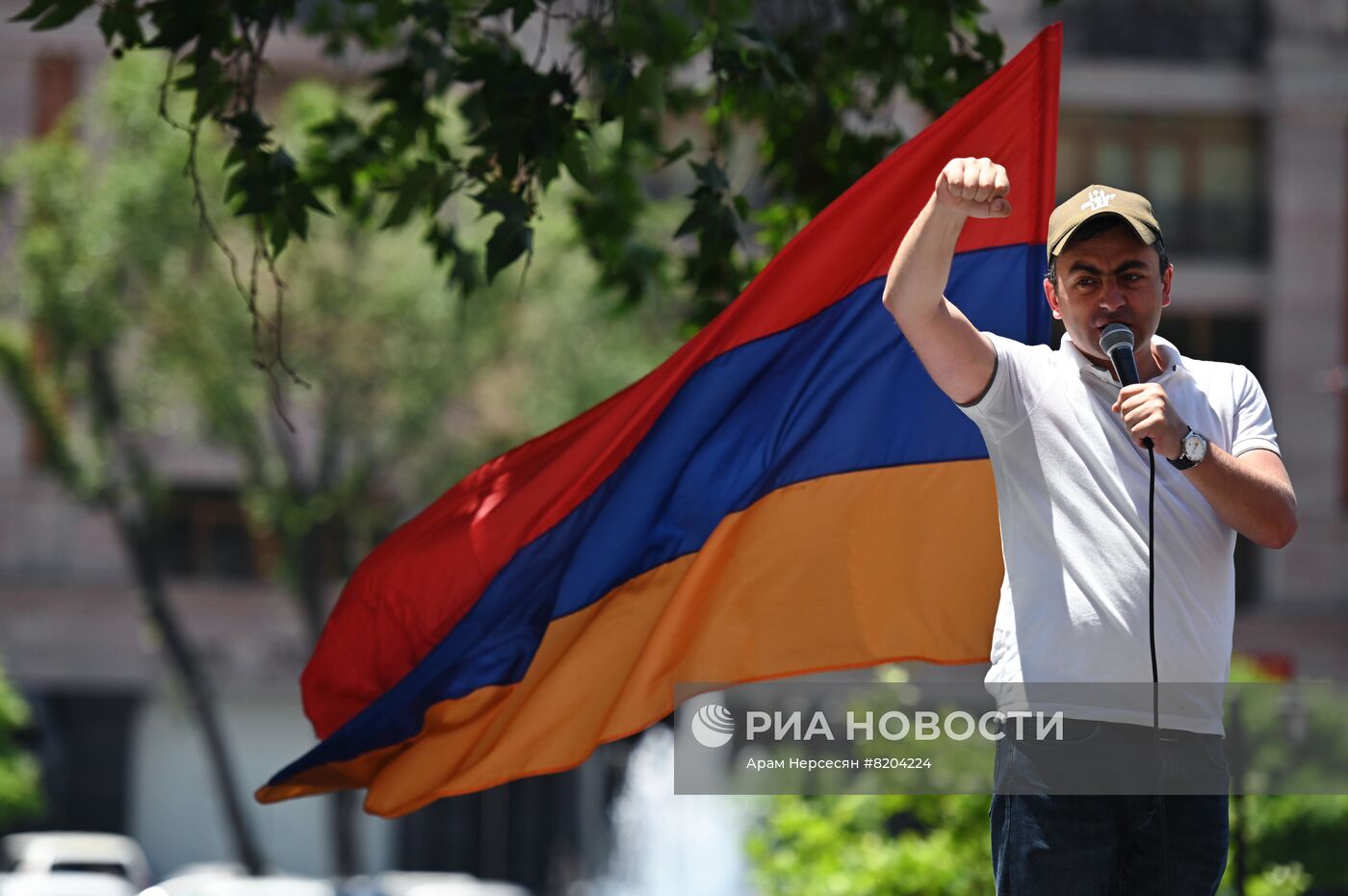 Акция оппозиции проходит в центре Еревана