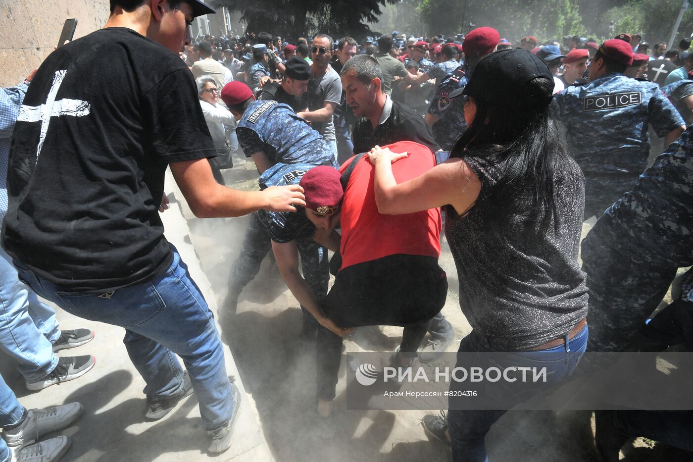 Акция оппозиции проходит в центре Еревана