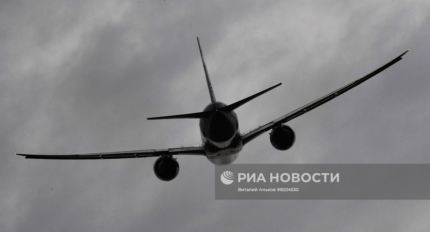 Авиаспоттинг в Международном аэропорту Владивостока