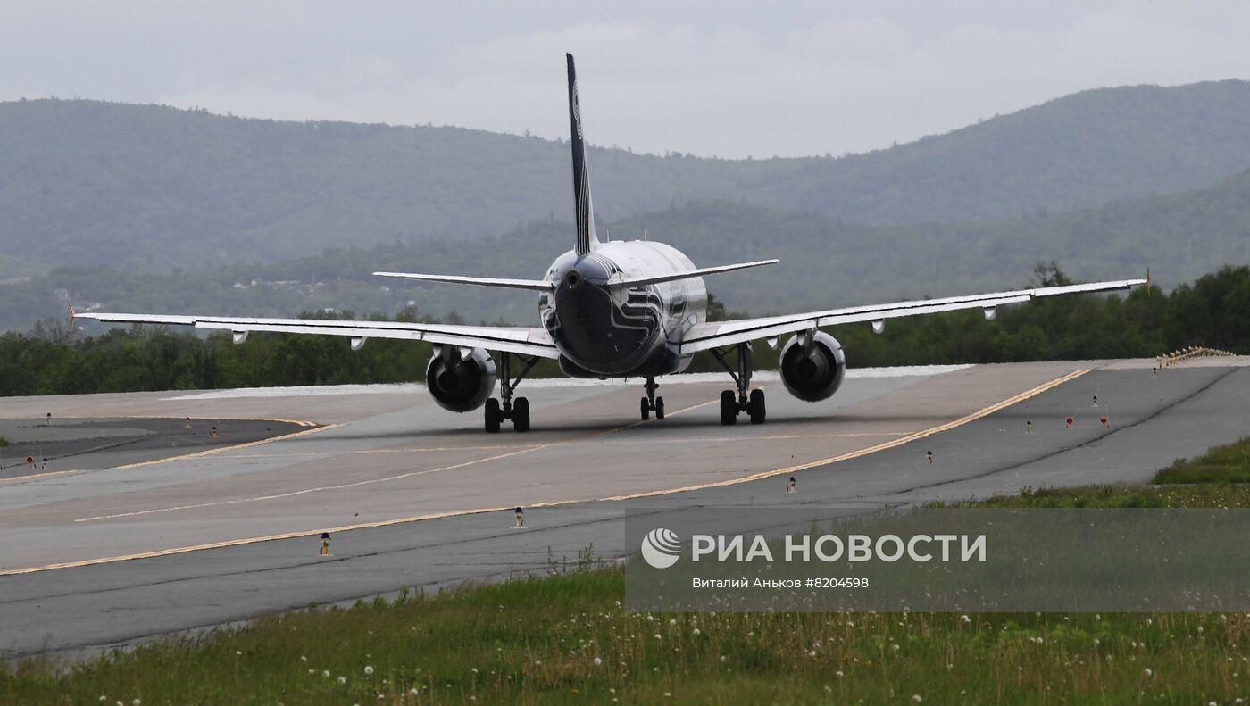 Авиаспоттинг в Международном аэропорту Владивостока