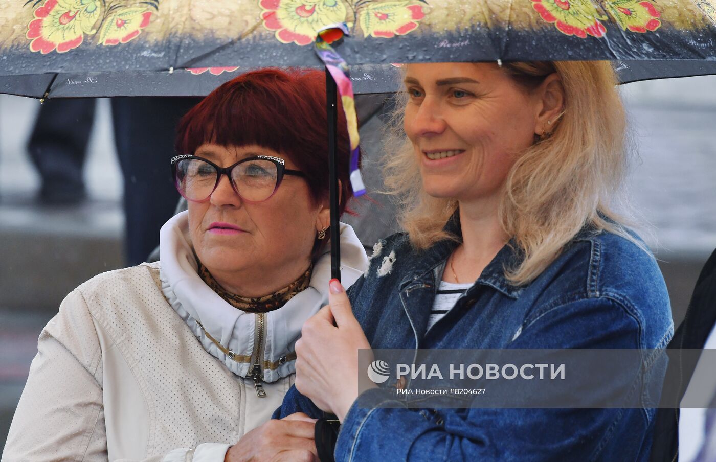 Концерт российских артистов для жителей Купянска и военнослужащих РФ