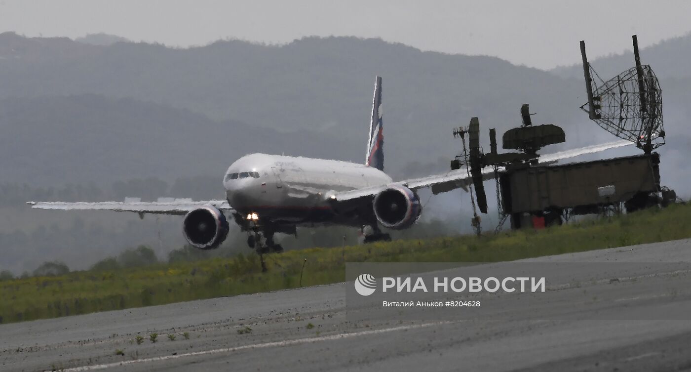 Авиаспоттинг в Международном аэропорту Владивостока