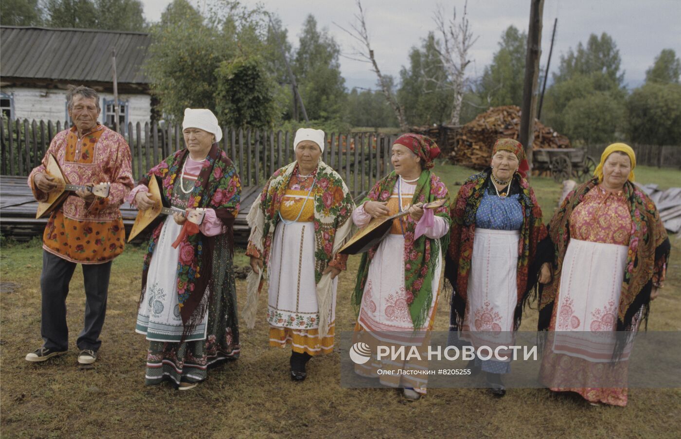 Ансамбль народной музыки "Вечерки"