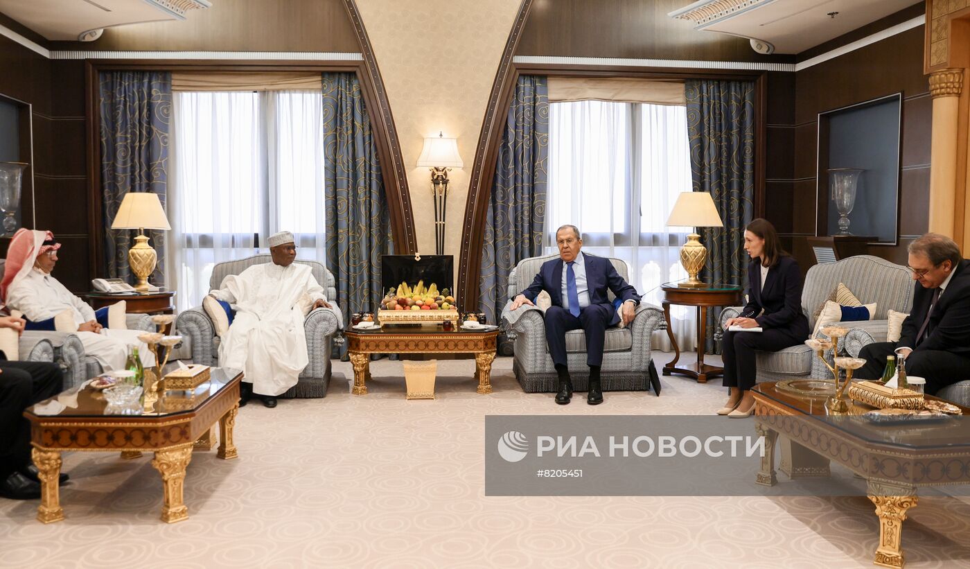 Визит главы МИД РФ С. Лаврова в Саудовскую Аравию