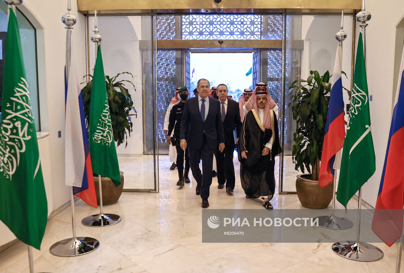 Визит главы МИД РФ С. Лаврова в Саудовскую Аравию