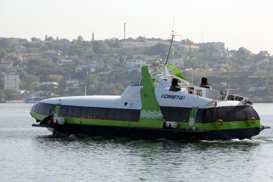 Возобновляются морские перевозки между Ялтой и Севастополем на "Комете"