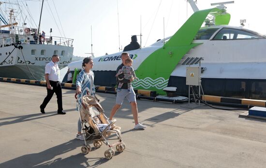 Возобновляются морские перевозки между Ялтой и Севастополем на "Комете"