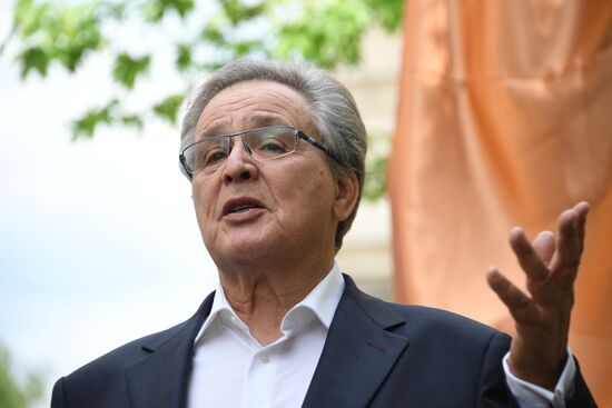 Открытие памятника Самуилу Маршаку