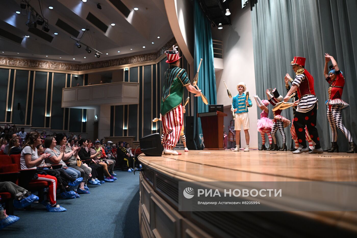 Большой Московский цирк подготовил праздничную программу для пациентов Центра им. Бакулева