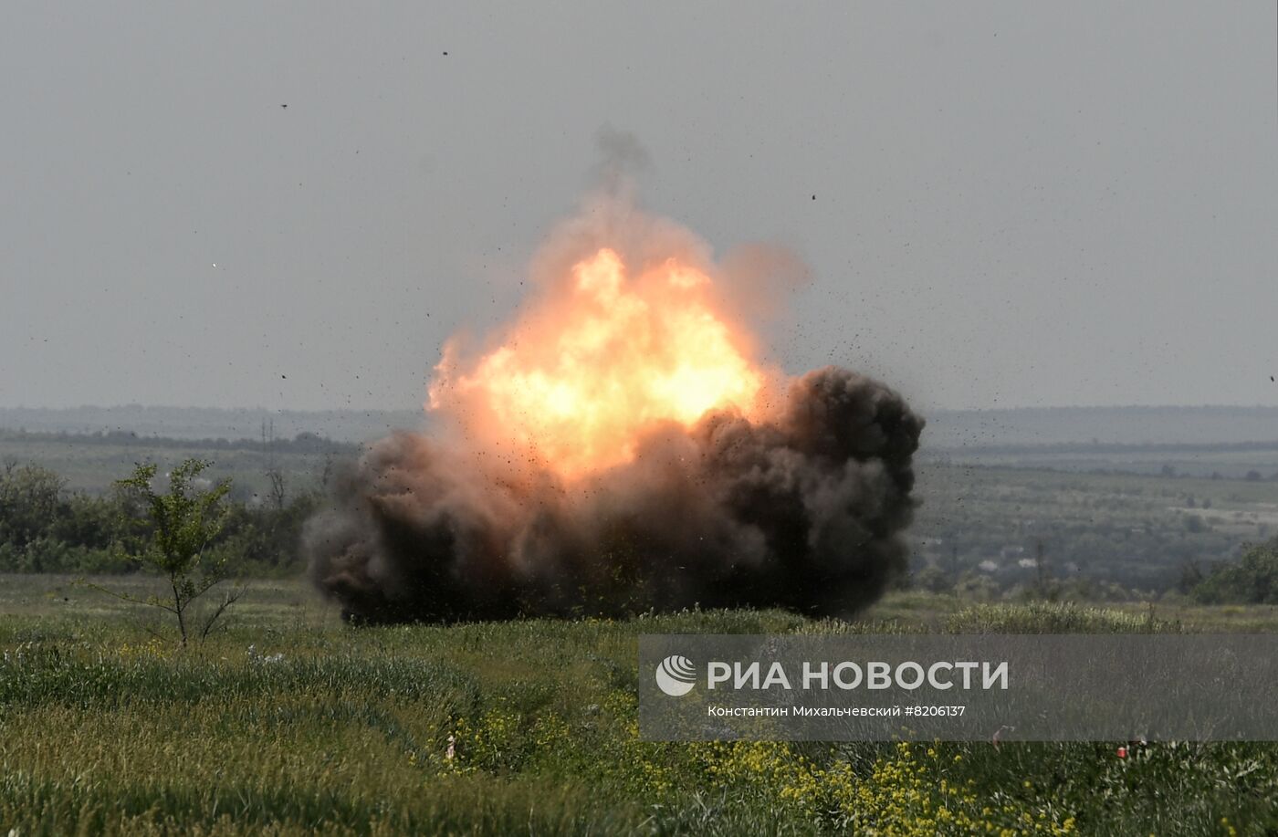 Разминирование ЛЭП вблизи Мариуполя